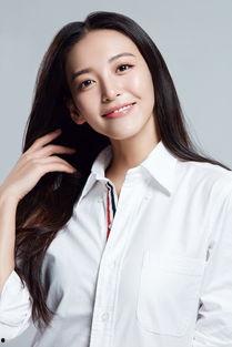 尤靖茹图片,光影交织下的美丽演绎